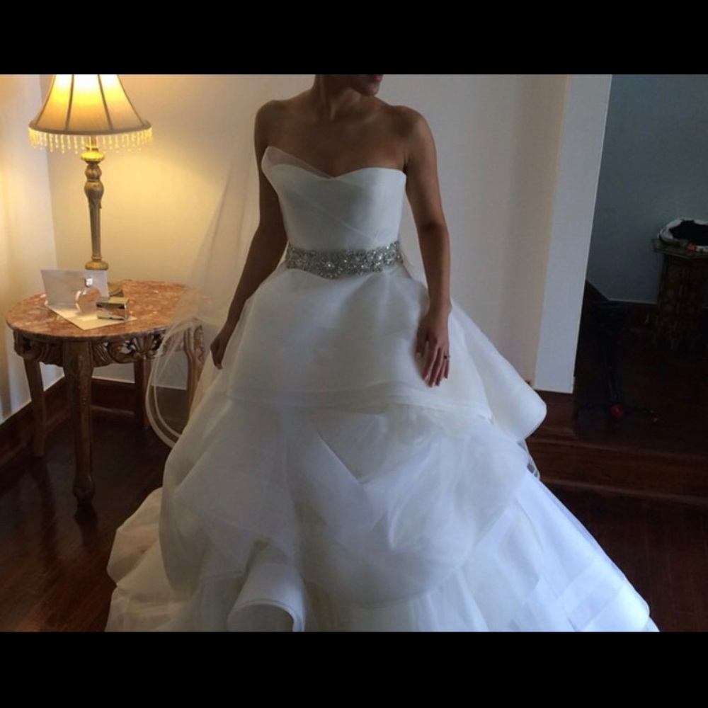 Vera wang wedding dress